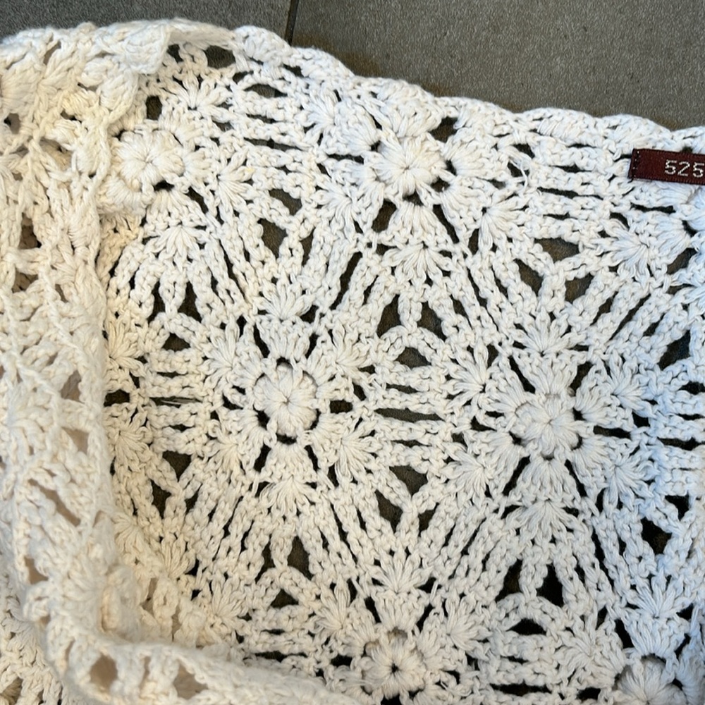 525 America Crocheted, One Hundred Percent Cotton Tunic/ Top - Picture 7 of 13